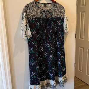 Ann Taylor Mixed Floral Dress 6